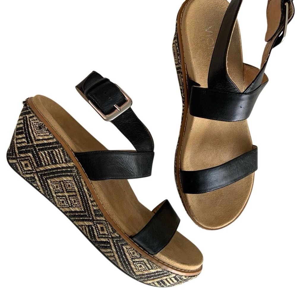 Vionic Black Leather Strappy Wedge Sandals with Patterned Platform
